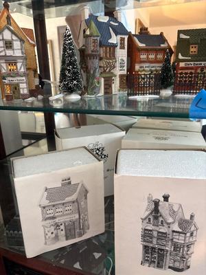 Dickens Village series houses