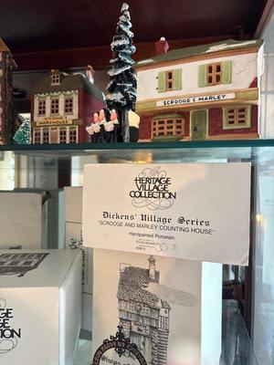 Dickens Village series, houses and people