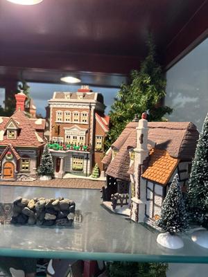 Dickens Village series, houses and people