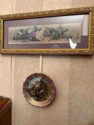 Wall decor, tall rack, pictures