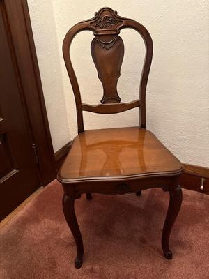 Vintage side chair