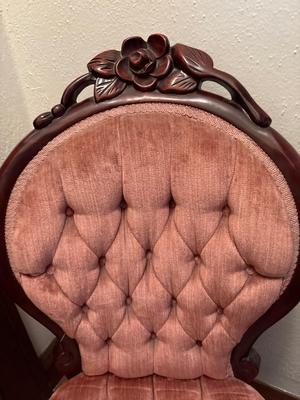 Victorian style tufted chair