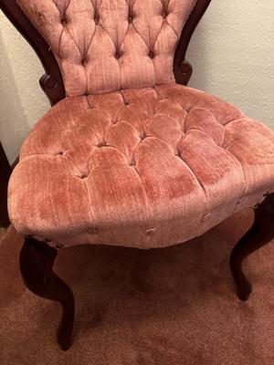 Victorian style tufted chair