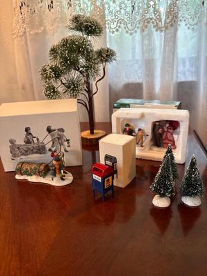 Department 56 figurines in original boxes