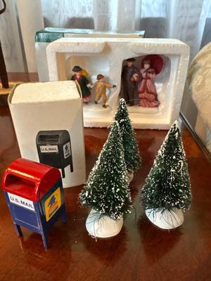 Department 56 figurines in original boxes