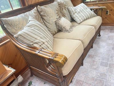 Sale Photo Thumbnail #851