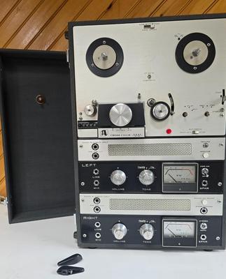LOT 58P: Akai M-8 Reel to Reel Tape Recorder