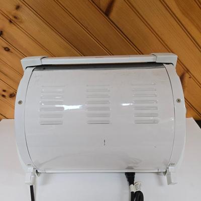 LOT 65P: Kitchen Appliances and Accessories Including Air Fryer, Bread Maker, Chafing Dish, Espresso Maker, and More