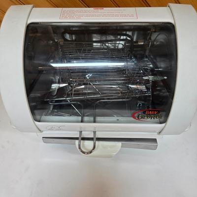 LOT 65P: Kitchen Appliances and Accessories Including Air Fryer, Bread Maker, Chafing Dish, Espresso Maker, and More