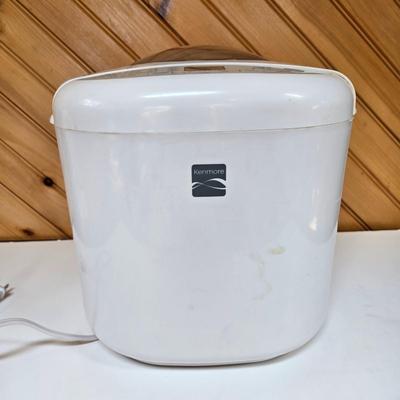 LOT 65P: Kitchen Appliances and Accessories Including Air Fryer, Bread Maker, Chafing Dish, Espresso Maker, and More