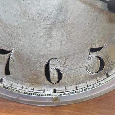 LOT 143F: Antique Mantle Clock with Key