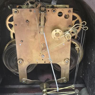 LOT 143F: Antique Mantle Clock with Key