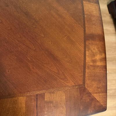 Dining Table & Chairs Set