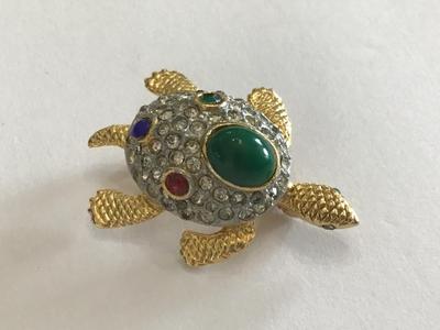 Sphinx Rhinestone Cabochon Turtle Pin