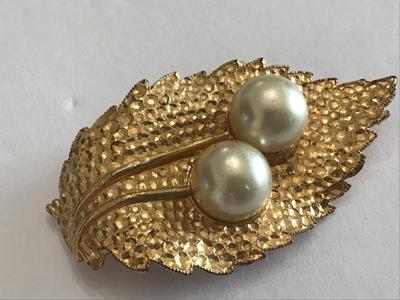 Vintage Fashion Brooch