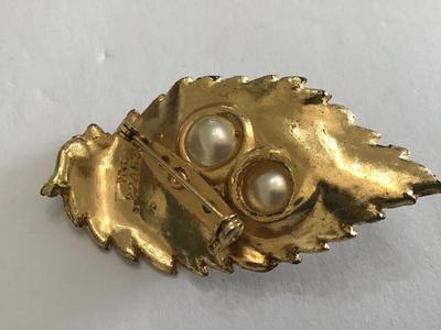 Vintage Fashion Brooch