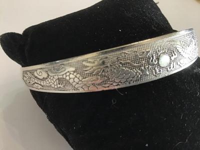 Fashion Dragon Cuff