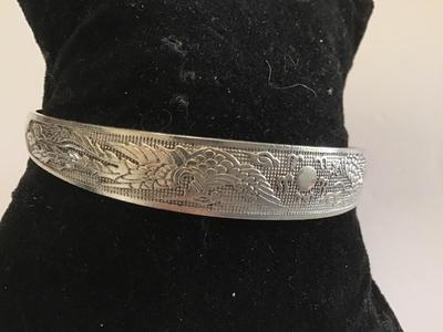 Fashion Dragon Cuff