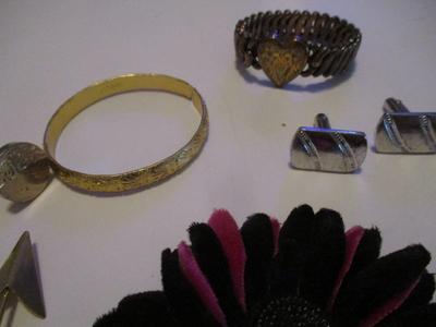 Antique Brooches Necklaces & Bracelet #44