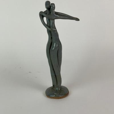 457 Signed Pottery Two Figures Slow Dancing
