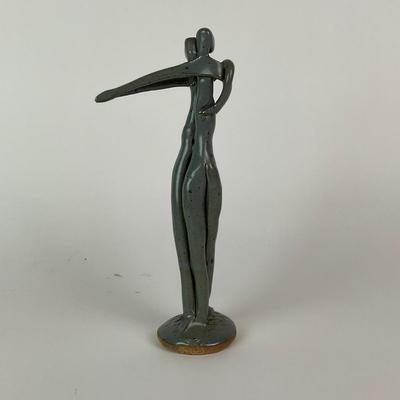 457 Signed Pottery Two Figures Slow Dancing