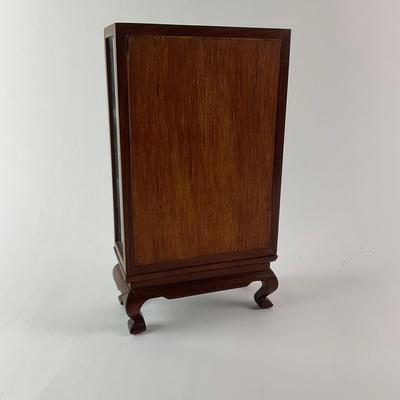 461 Miniature Display Cabinet With Small Toys
