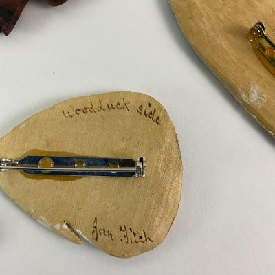 462 Hand Carved Pins