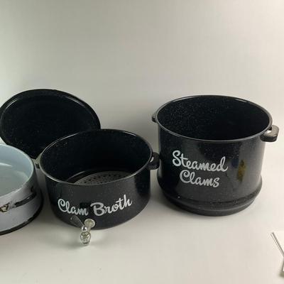 465 Enamel Steamer Pot And Crock Pot