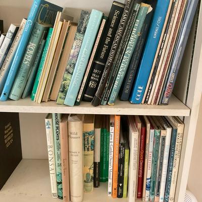 468 Garden Books
