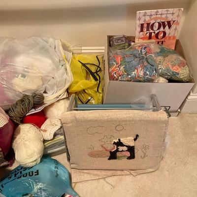 475 Large Knitting Lot