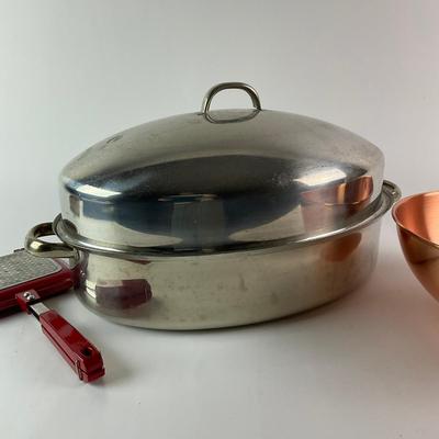 479 Cooking Ware - Copper Bowl, Crock & Grill Cheese Press