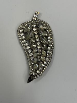 Sale Photo Thumbnail #200: In very good condition, except for missing stone.