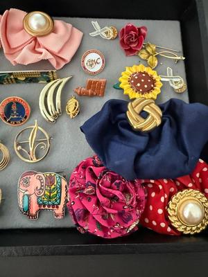 Sale Photo Thumbnail #233: This lot is a blast from the past. This lot Has several vintage pieces.