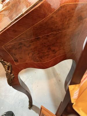 Sale Photo Thumbnail #328: This is suck a beautiful desk. If I had room to keep it, I think it would be mine. This sweet desk has metal senate scrolls to show off its beautiful wood. This would not only make beautiful all around piece in your home but it would make the sweetest van