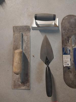 WALL REPAIR TOOLS