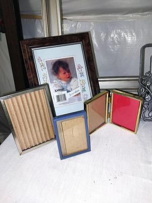 VARIETY OF PHOTO FRAMES