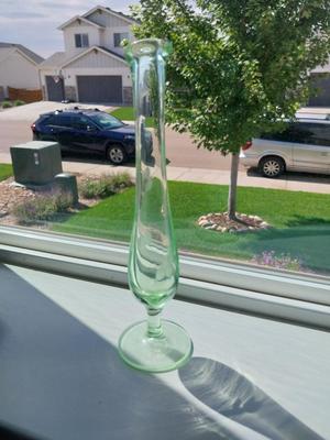 METAL WIRE BASKET-GREEN GLASS BUD VASE AND CERAMIC TRINKET HOLDER