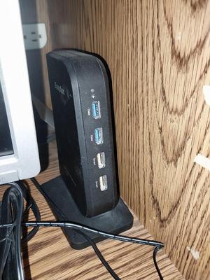MONITOR-SPEAKERS-KEYBOARD AND PLUGIN