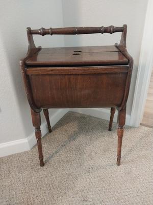 VINTAGE WOODEN SEWING STAND