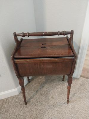 VINTAGE WOODEN SEWING STAND
