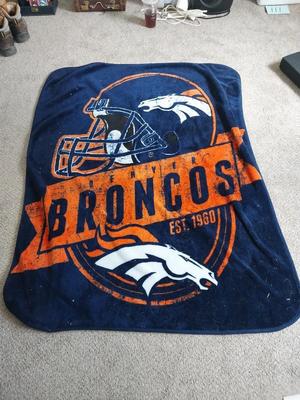 BRONCO AND DEERE THROWS