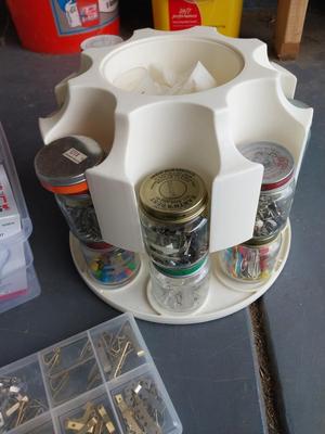 HARDWARE -HARDWARE HOLDER AND LIGHTBULBS