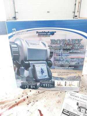 ROTARY TUMBLER KIT IN BOX