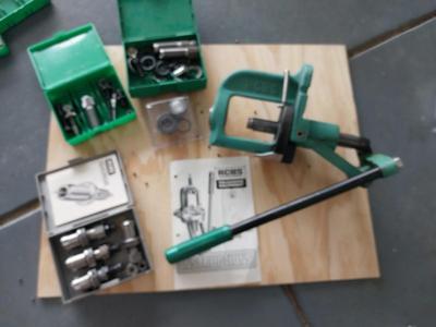 RCBS RELOADER AND DIES- CALIBER SZ. ( 257, 44, 9MM)