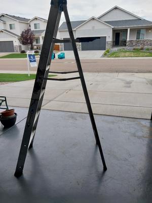 WERNER ALUMINUM LADDER