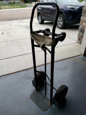 HAND TRUCK