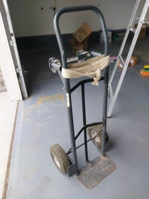 HAND TRUCK