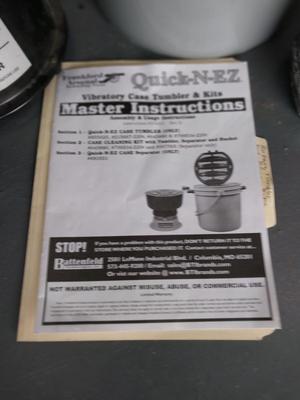 VIBRATING CASE CLEANER WITH INSTRUCTIONS