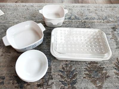 CORNINGWARE REFRIGERATOR DISH WITH LID AND BAKING DISHES