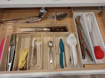 KITCHEN COOKING UTENSILS